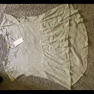 Women’s short sleeve shirt